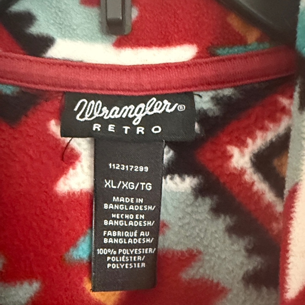 Stylish Red Patterned Zip-Up Sweater - image 2